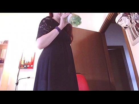 ❤️ Yon esklav soumèt ki renmen kilòt sal ak apetisan oblije masturbe apre li fin gade videyo sa a! ❤️ Sèks super nan nou ️❤